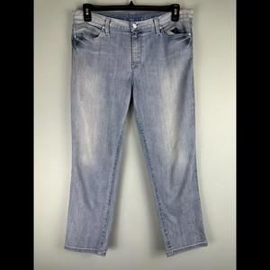 Calvin Klein Boyfriend Cropped Light Denim Wash Jeans Women's Size 30
